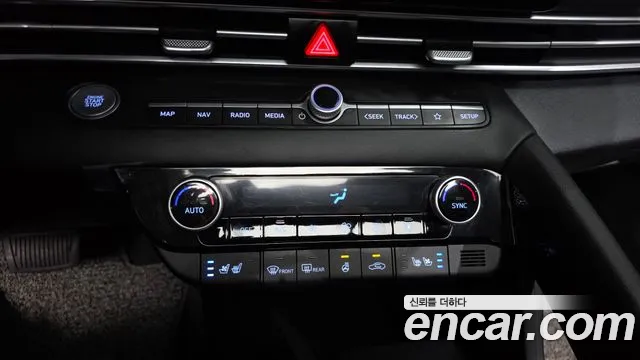 Hyundai Avante — фото 16