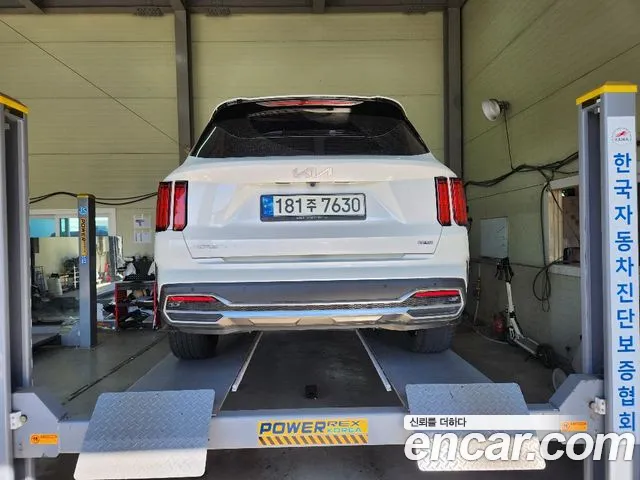 Kia Sorento — фото 2
