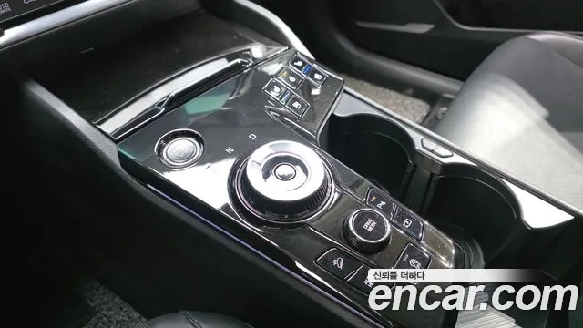 Kia Sportage — фото 9