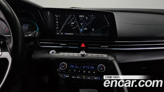 Hyundai Avante — фото 14