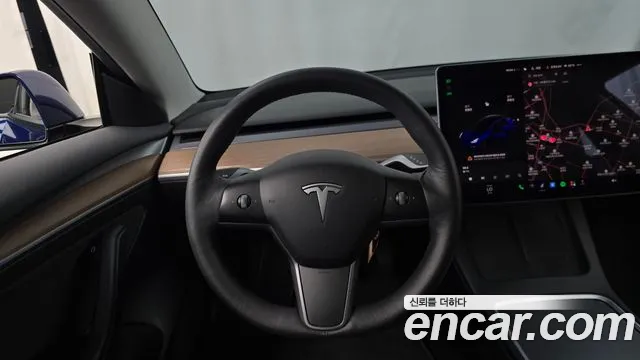 Tesla Model 3 — фото 14
