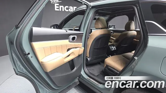 Kia Sorento — фото 26