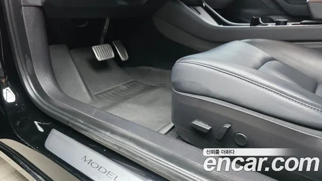 Tesla Model 3 — фото 19