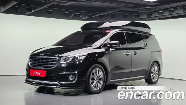 Kia Carnival — фото 1