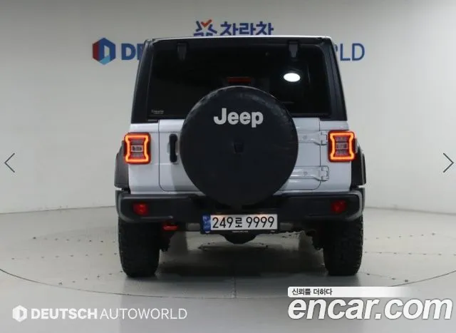 Jeep Wrangler — фото 4