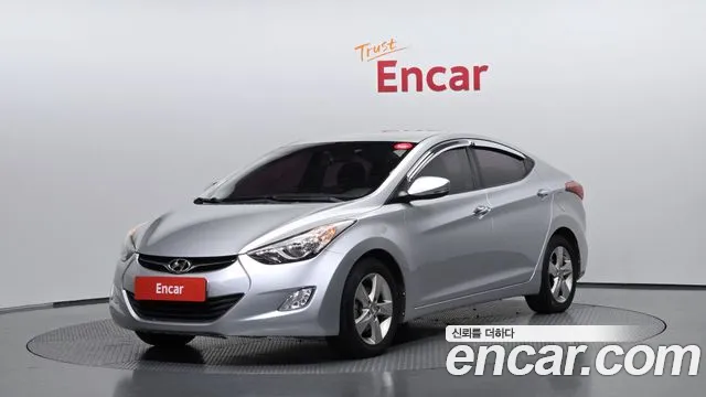 Hyundai Avante — фото 1