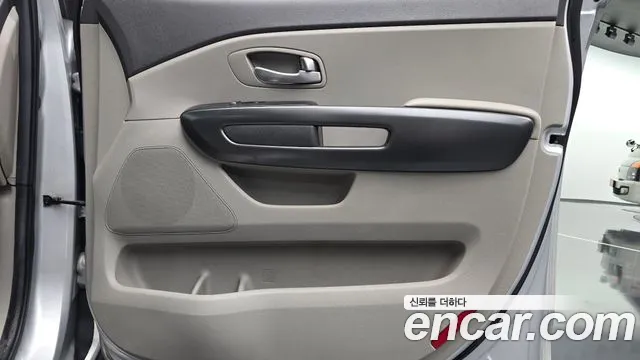 Kia Carnival — фото 25