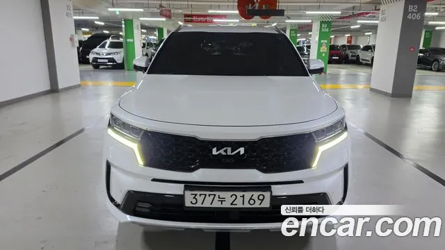 Kia Sorento — фото 1