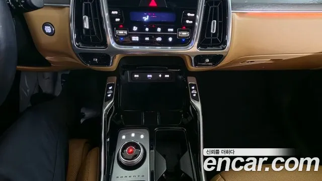 Kia Sorento — фото 15