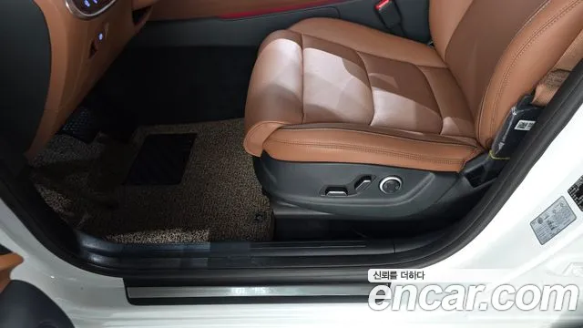 Genesis GV70 — фото 19
