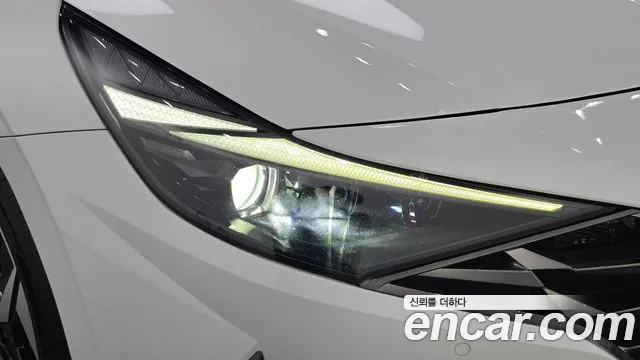 Hyundai Avante — фото 22