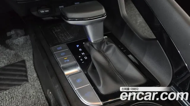 Hyundai Avante — фото 9