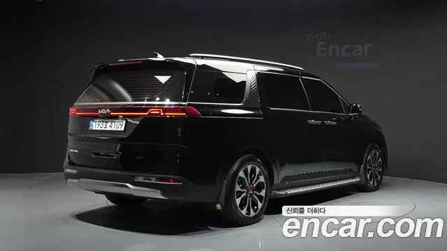 Kia Carnival — фото 2