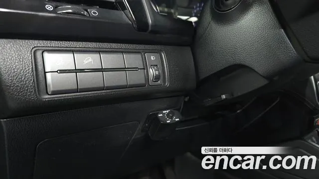 KG_Mobility_Ssangyong Rexton — фото 19