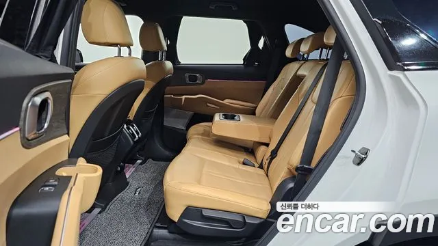 Kia Sorento — фото 11