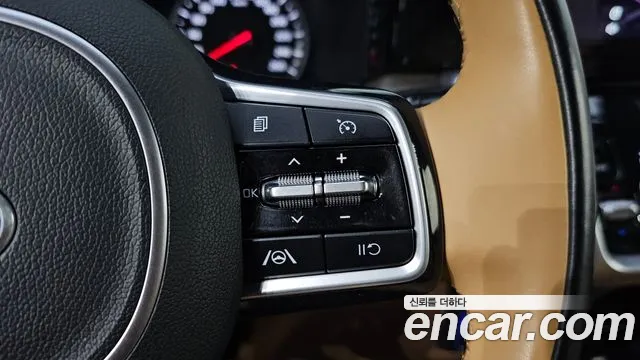 Kia Sorento — фото 16