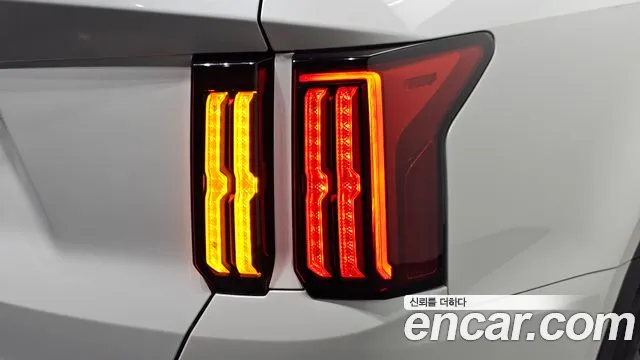 Kia Sorento — фото 23