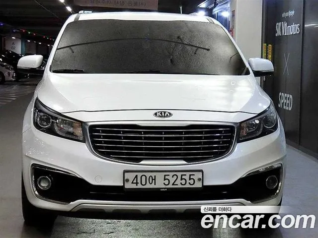 Kia Carnival — фото 2