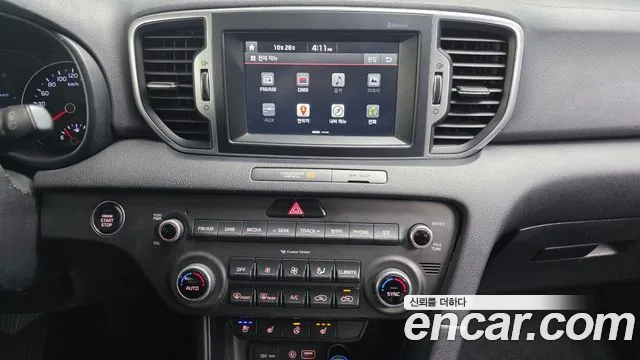 Kia Sportage — фото 14