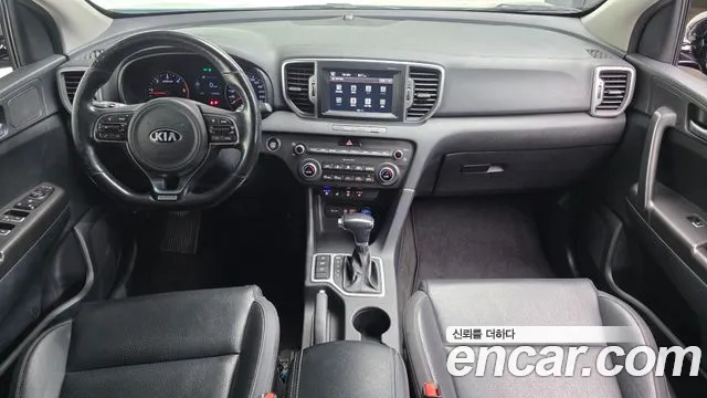 Kia Sportage — фото 7