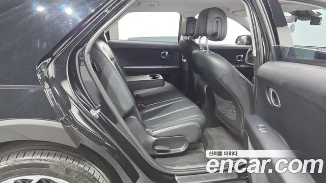 Hyundai Ioniq 5 — фото 11