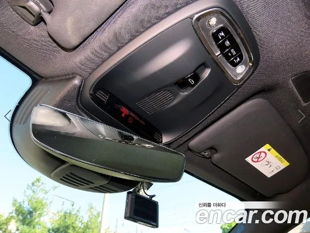 Volvo XC60 — фото 14