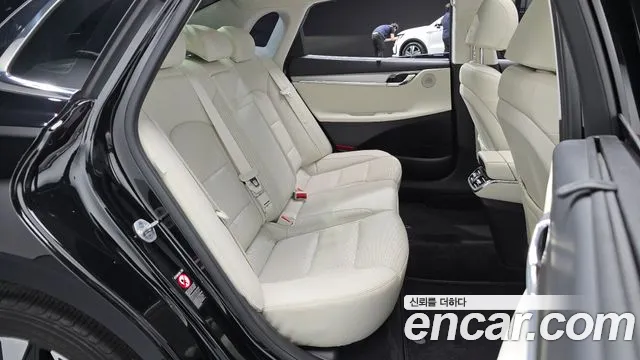 Hyundai Grandeur — фото 11