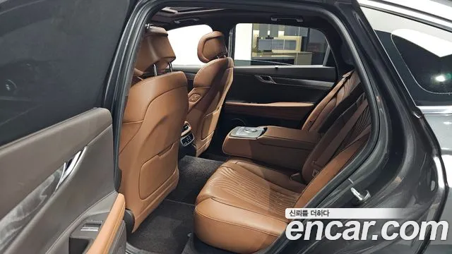 Genesis G80 — фото 11