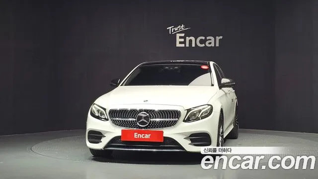 Mercedes-Benz E-Class — фото 3