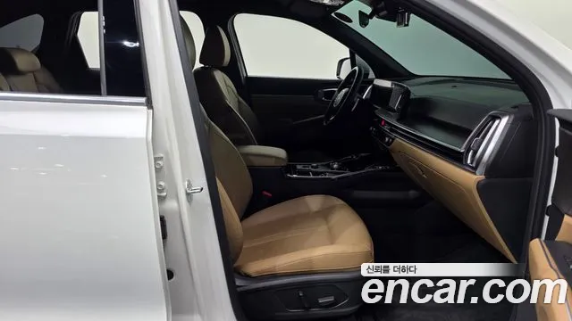 Kia Sorento — фото 11