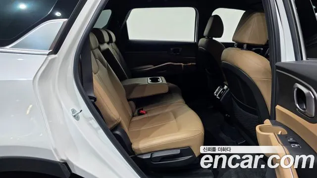 Kia Sorento — фото 12