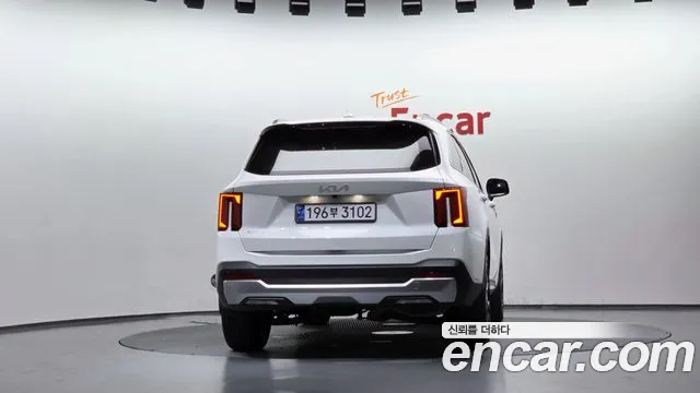 Kia Sorento — фото 4