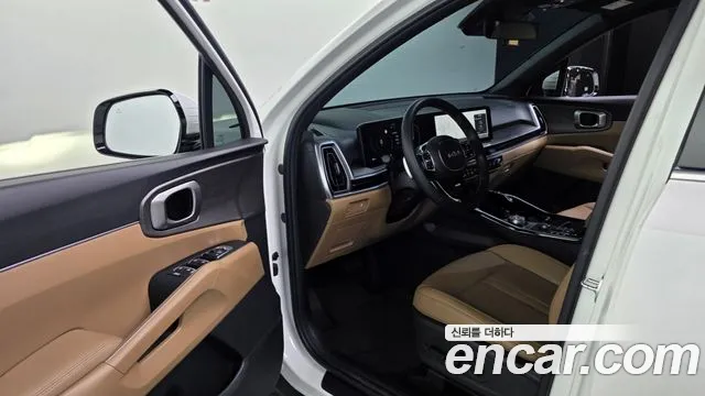 Kia Sorento — фото 10