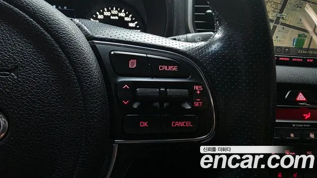 Kia Sportage — фото 16