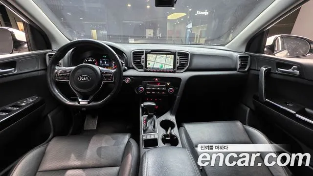 Kia Sportage — фото 7