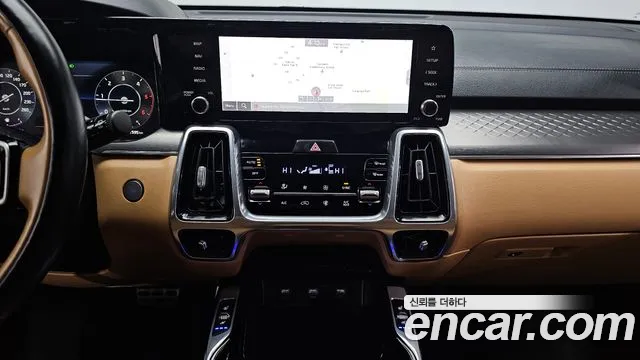 Kia Sorento — фото 14