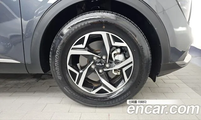 Kia Sportage — фото 21