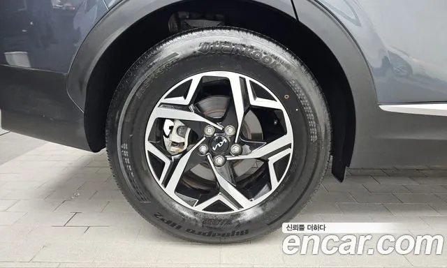 Kia Sportage — фото 5