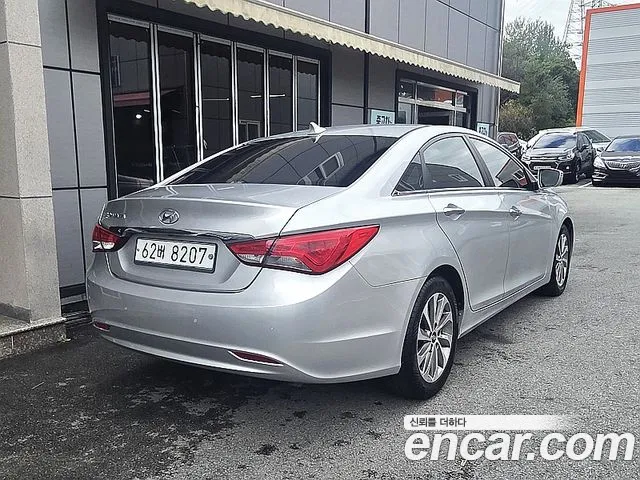 Hyundai Sonata — фото 3