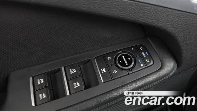 Hyundai Genesis — фото 20