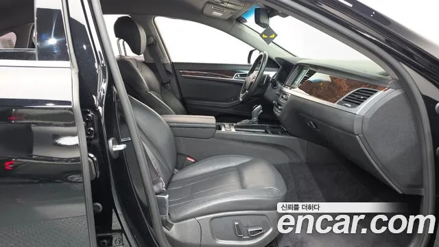 Hyundai Genesis — фото 26