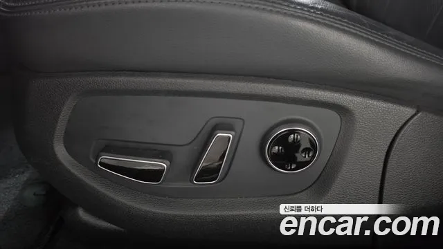 Hyundai Genesis — фото 27