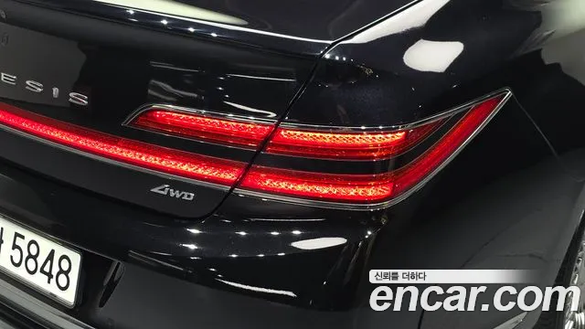 Genesis G90 — фото 23