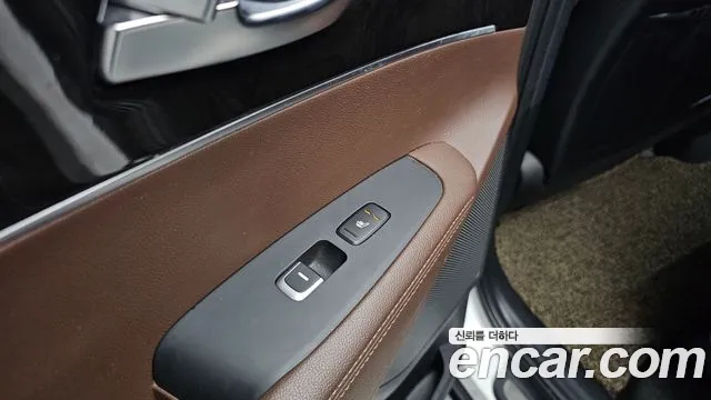 Kia Sorento — фото 18