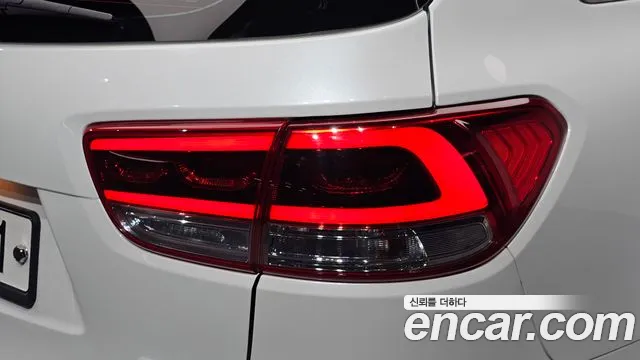 Kia Sorento — фото 23