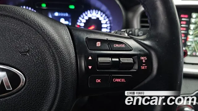Kia Sorento — фото 31