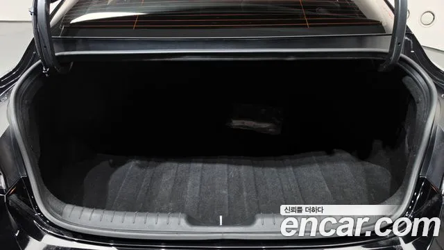 Hyundai Avante — фото 15