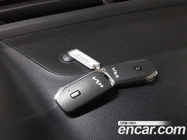 Kia Sorento — фото 12