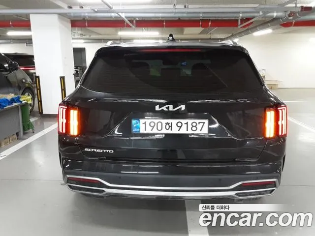 Kia Sorento — фото 5