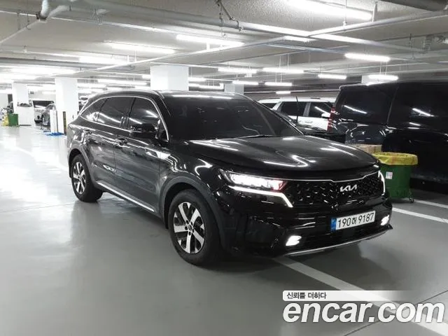 Kia Sorento — фото 8